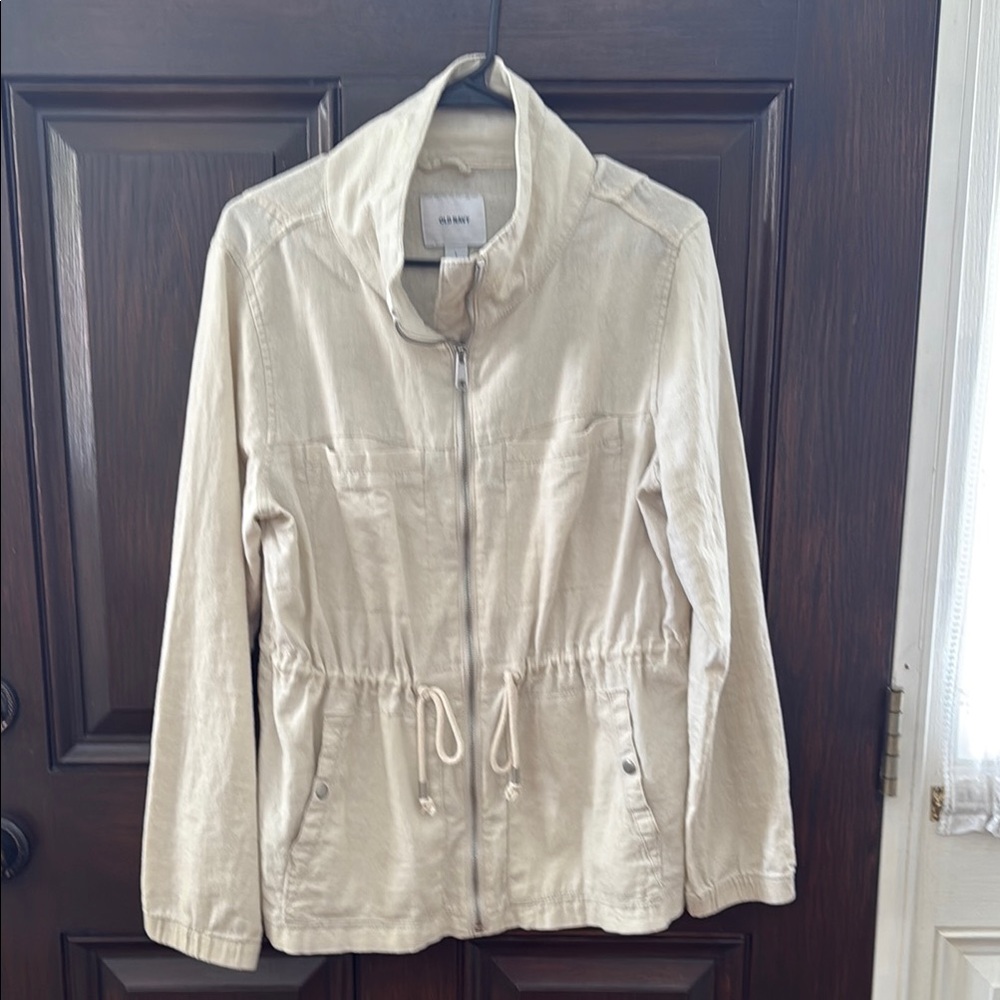 Old Navy Cream Utility Jacket with Standing Collar and Drawstring Waist